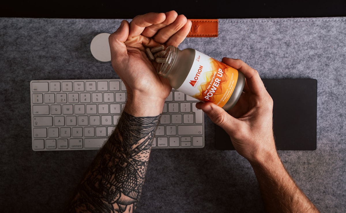 Natural supplement sources and healthy lifestyle